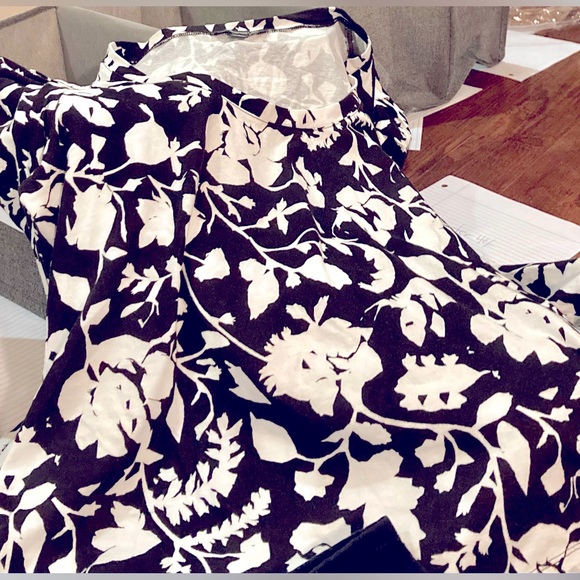 INC International Concepts Women's LS Floral Top - Size: XL - Black / White - Picture 6 of 12